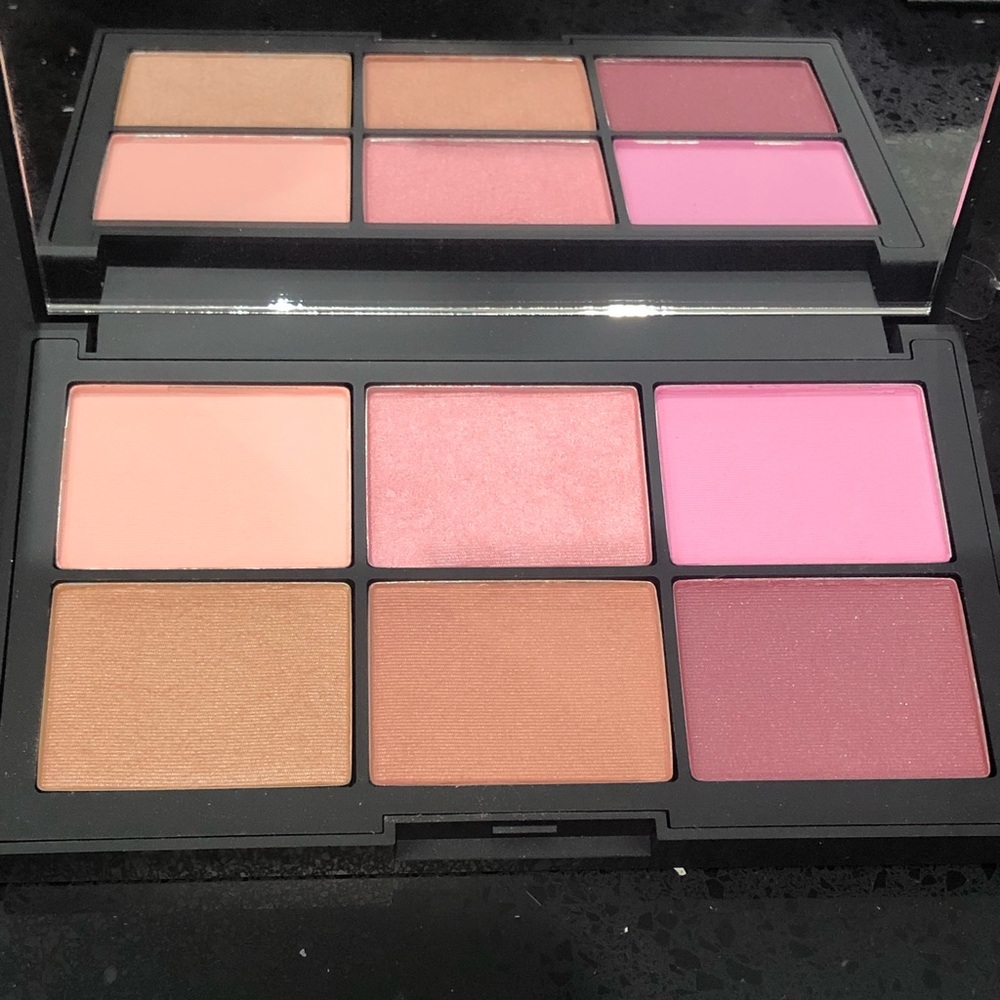 *BRAND NEW NARSISSIST UNFILTERED II CHEEK PALETTE!